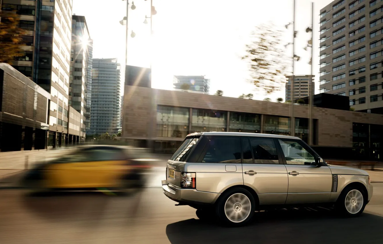 Фото обои город, скорость, размытость, Land Rover, Range Rover