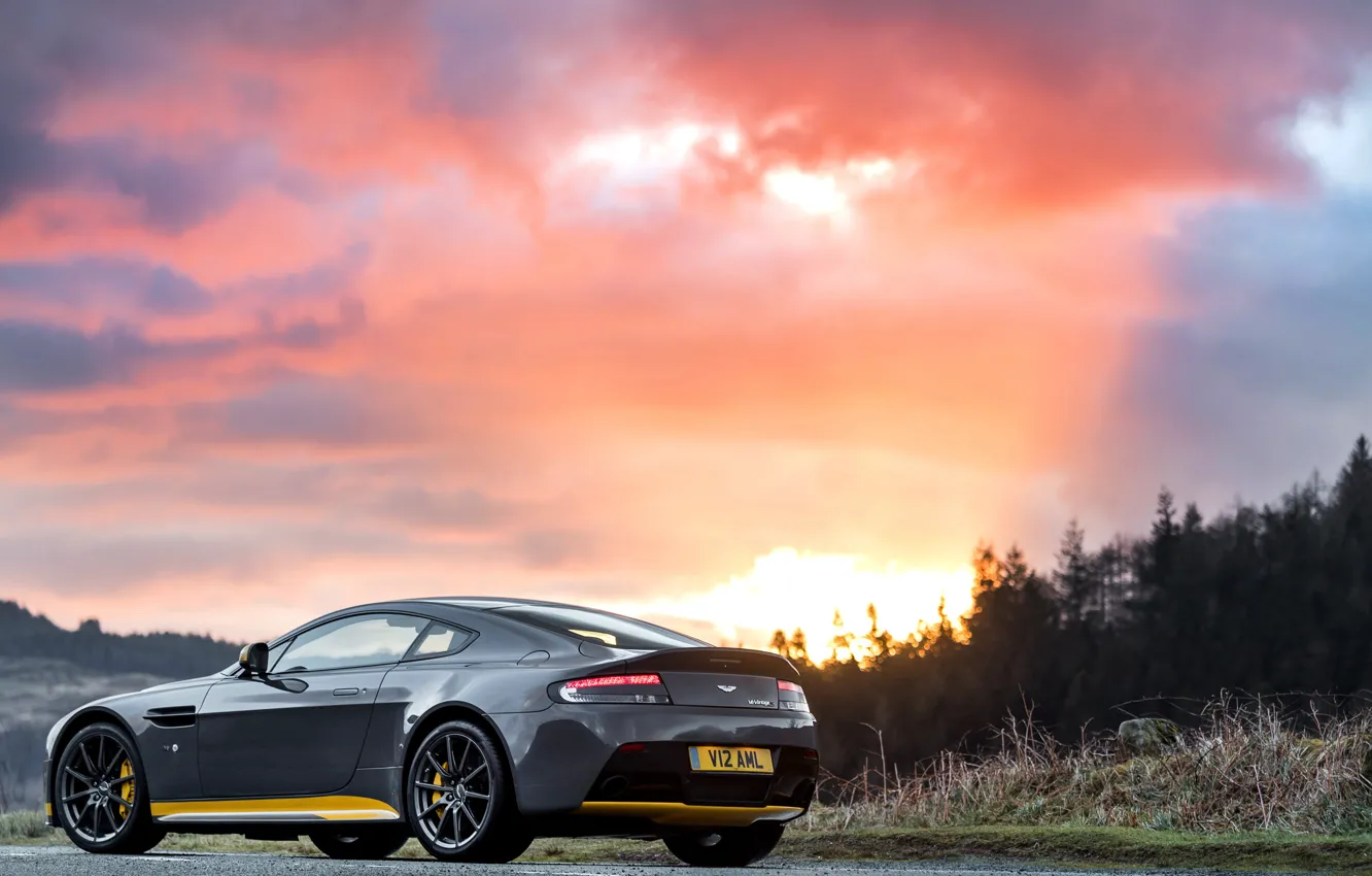 Фото обои car, машина, закат, фото, Aston Martin, астон мартин, wallpaper, V12