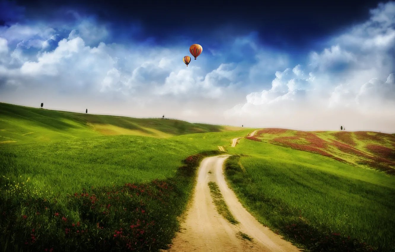 Фото обои дорога, небо, трава, деревья, воздушные шары, горизонт, Пейзаж, art