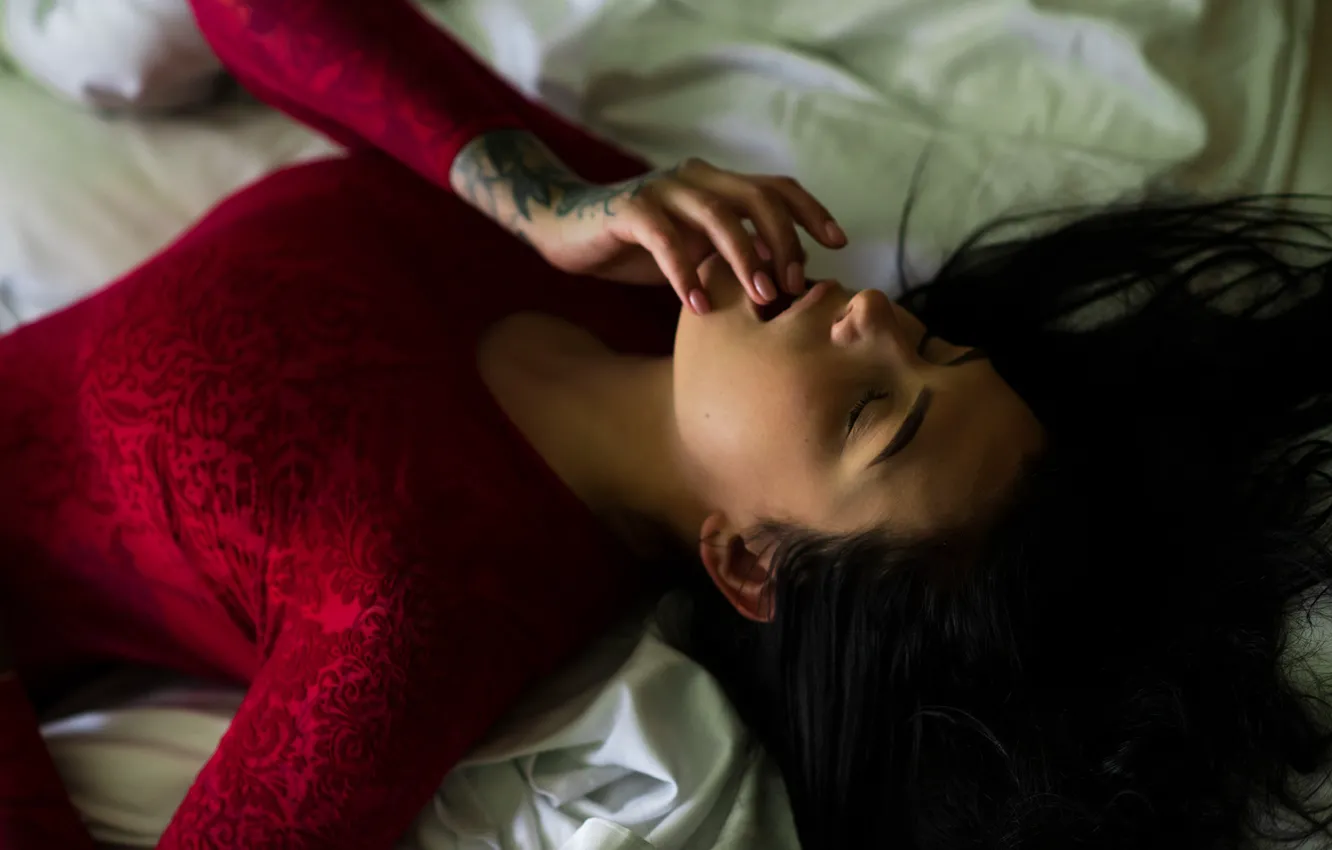 Фото обои girl, eyes, beautiful, model, pretty, beauty, lips, face