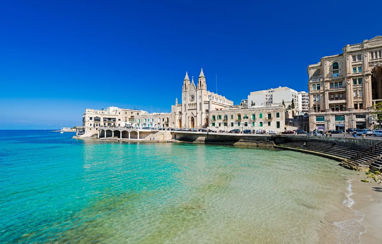 Фото обои море, здания, Мальта, Баллута Бэй