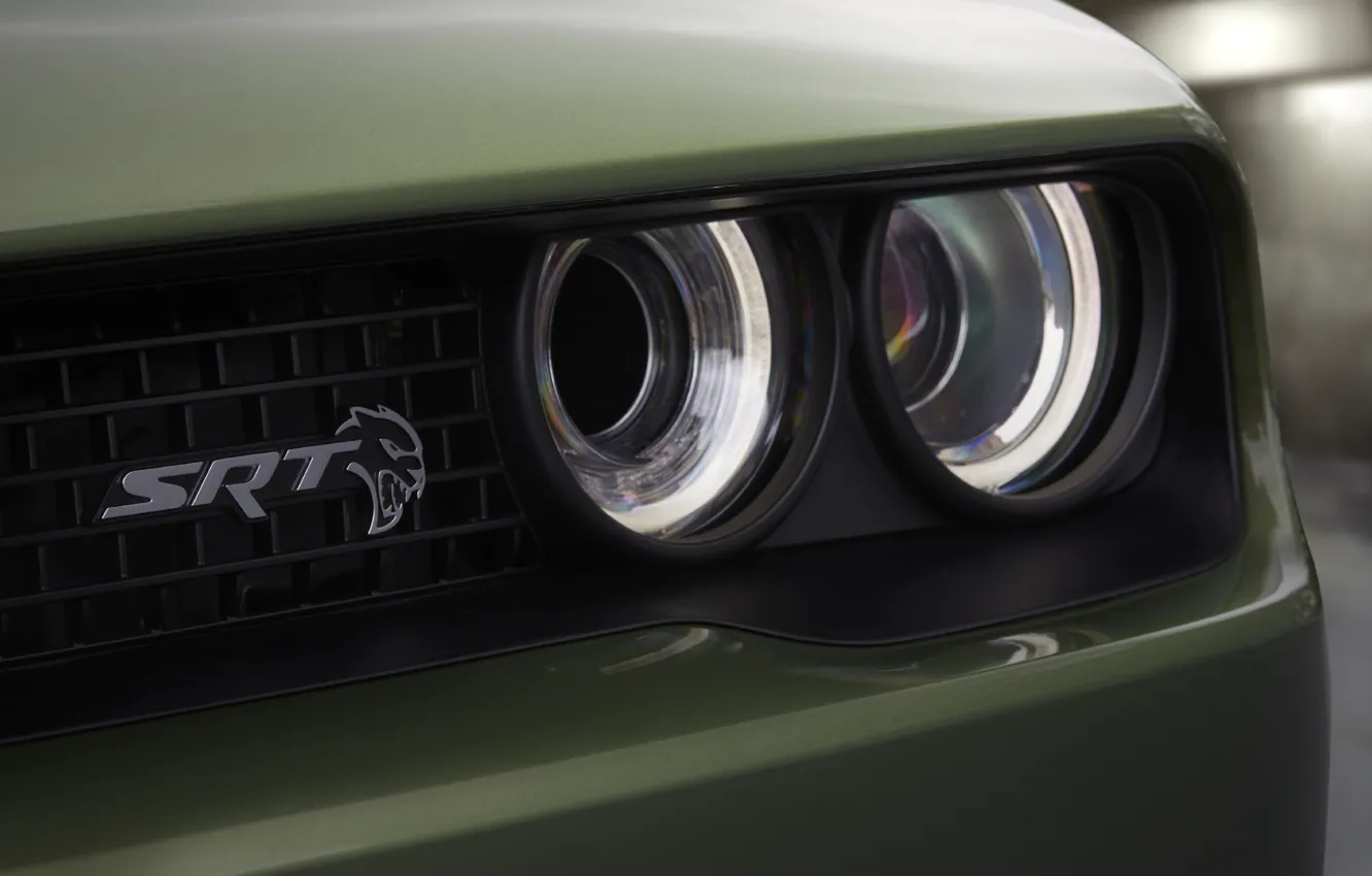 Фото обои Dodge, Challenger, SRT, headlight, Dodge Challenger SRT Hellcat