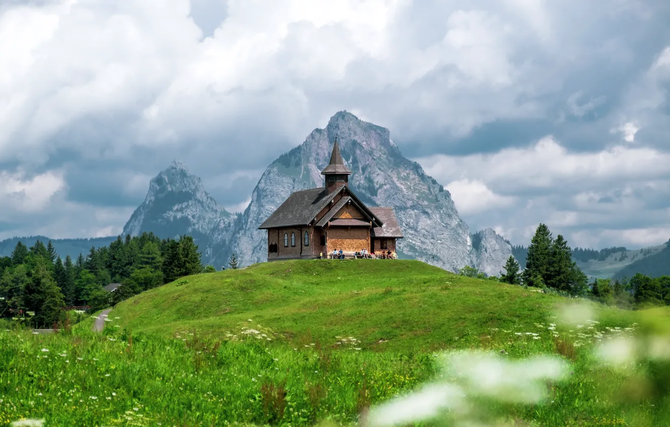 Фото обои облака, Альпы, церковь, House, Switzerland, Alps, Щвейцария, Grassland