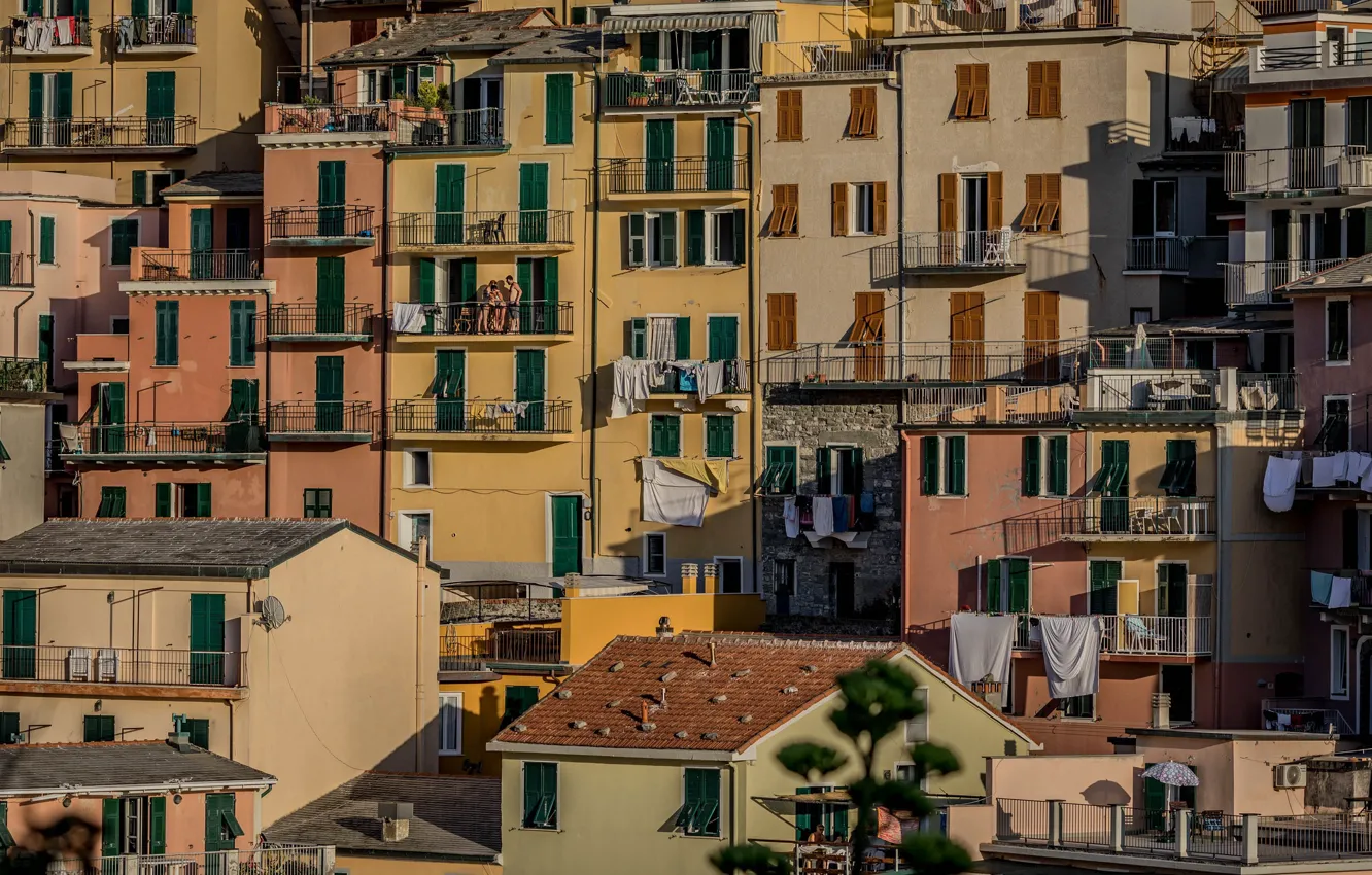 Фото обои крыша, дома, Италия, балкон, Манарола, Чинкве-Терре, Лигурийское побережье