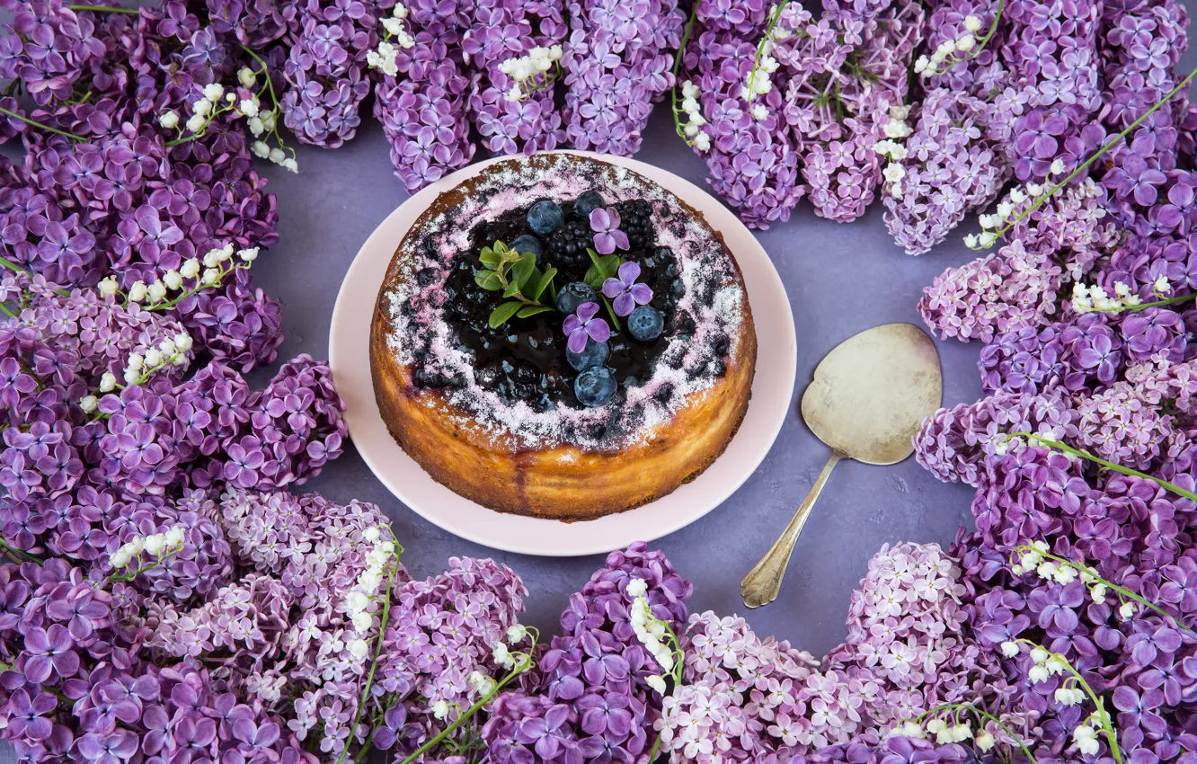 Фото обои цветы, ягоды, торт, десерт, сирень, Julija Vilvarin