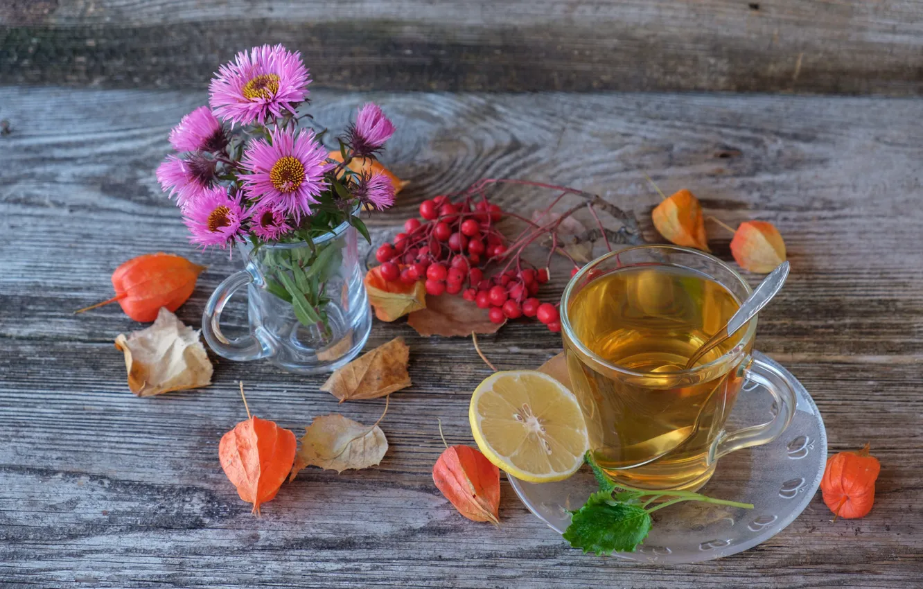 Фото обои цветы, ягоды, чай, напиток