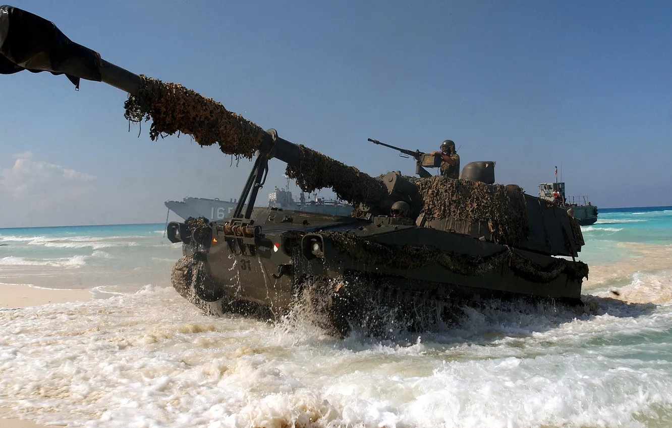 Фото обои высадка, десантирование, самоходных, класса, M109, американская САУ, гаубиц. пляж