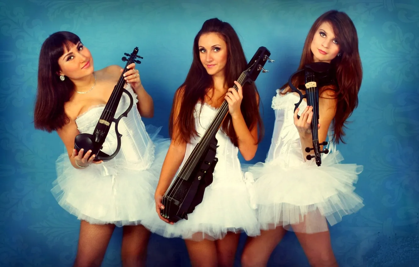 Фото обои скрипка, инструменты, в белом, три девушки, violin group dolls