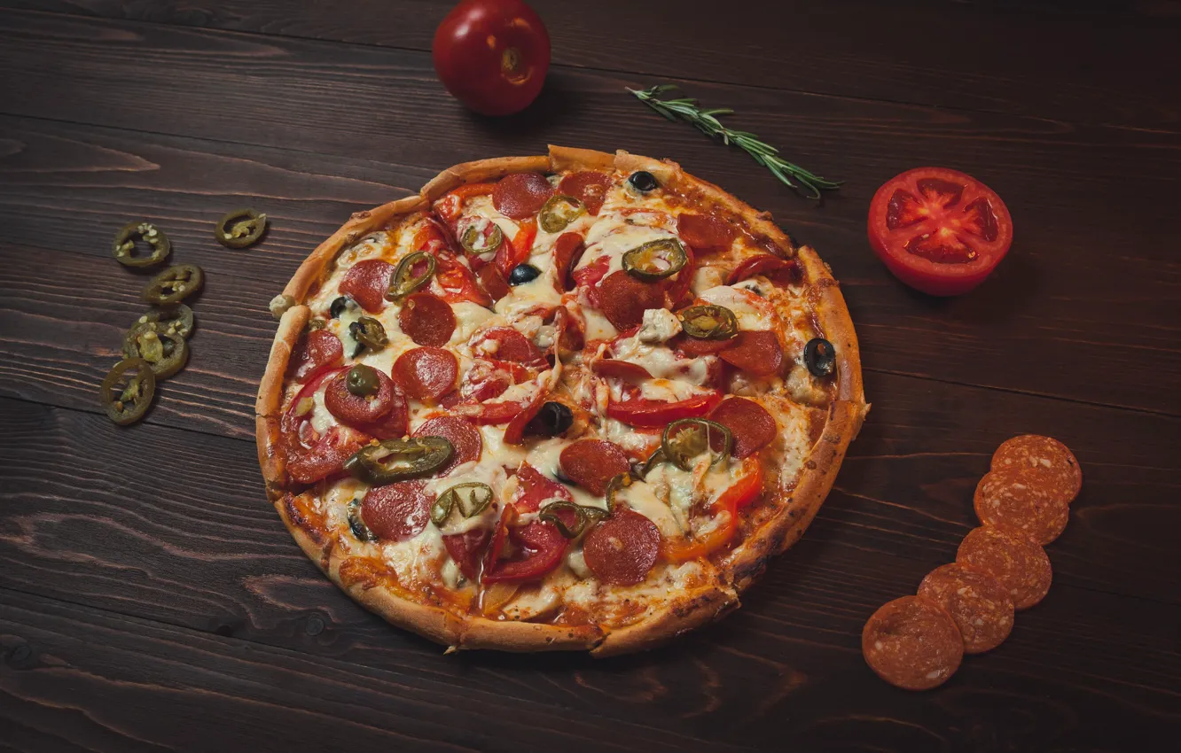 Фото обои перец, пицца, томат, калбаса