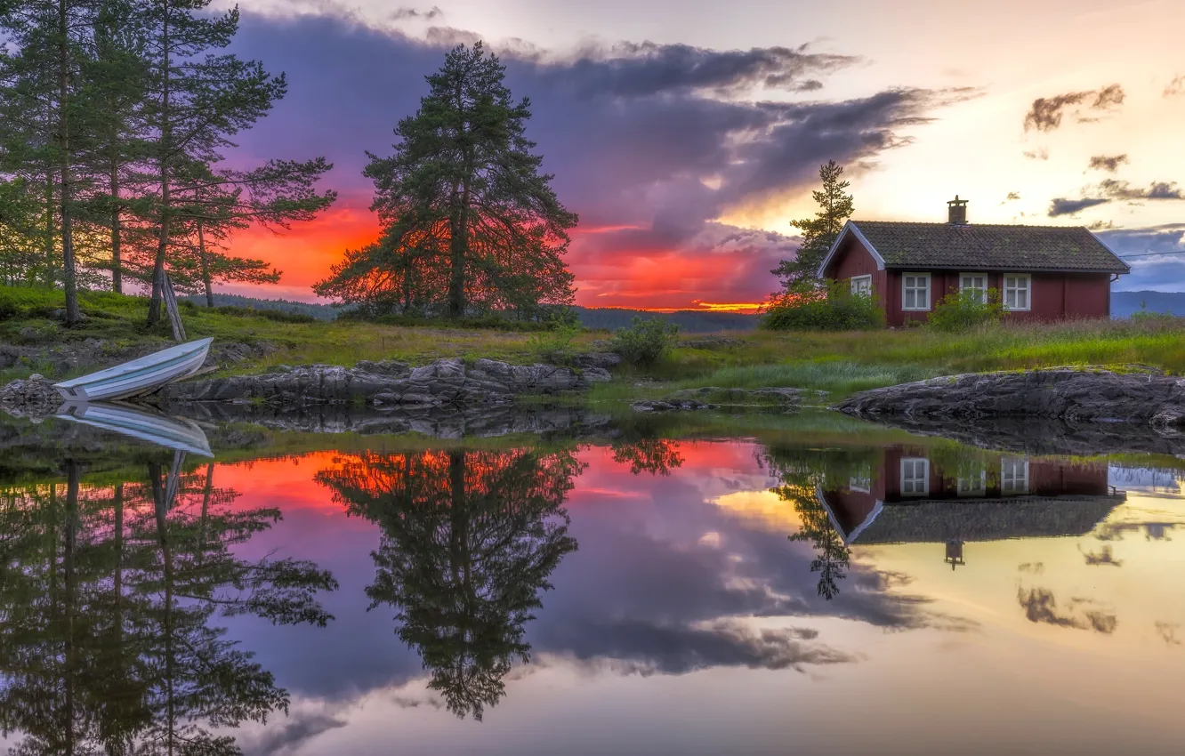 Фото обои деревья, закат, озеро, дом, отражение, лодка, Норвегия, Norway