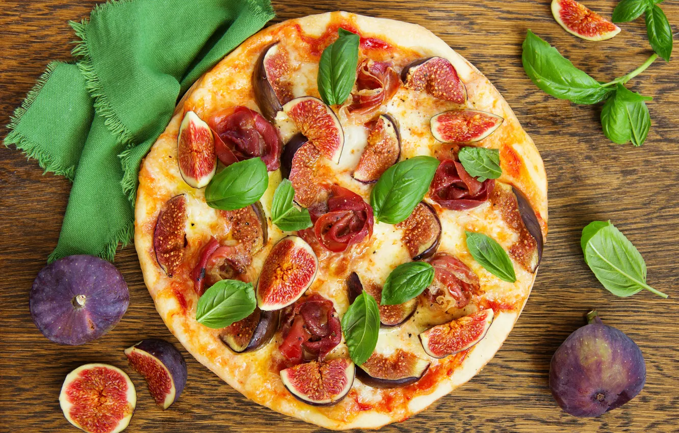 Фото обои листья, еда, мясо, пицца, салфетка, инжир