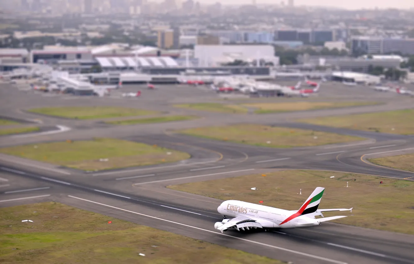 Фото обои Самолет, Аэропорт, Полоса, День, Авиация, Вид сверху, A380, Взлет