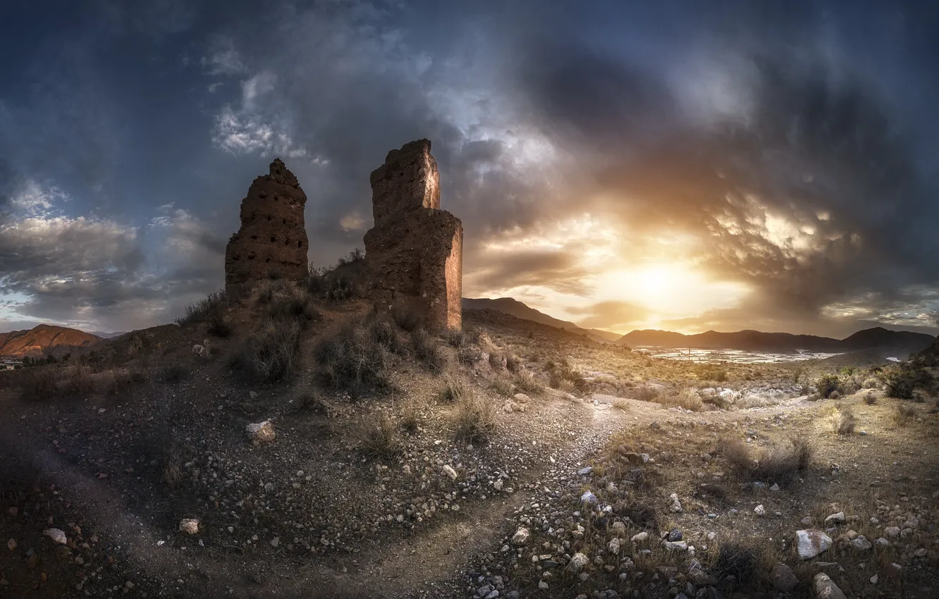 Фото обои Andalusia, Almería, Berja, Ruinas de la Alcazaba de Berja, Torre del Espolón