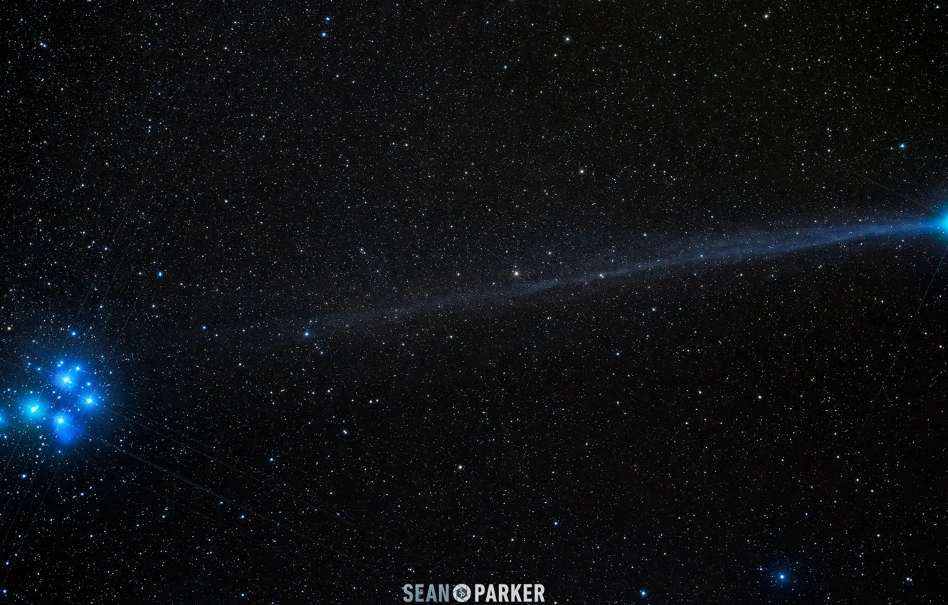 Фото обои звезды, ночь, комета, Телец, Comet Lovejoy, Созвездие Плеяд