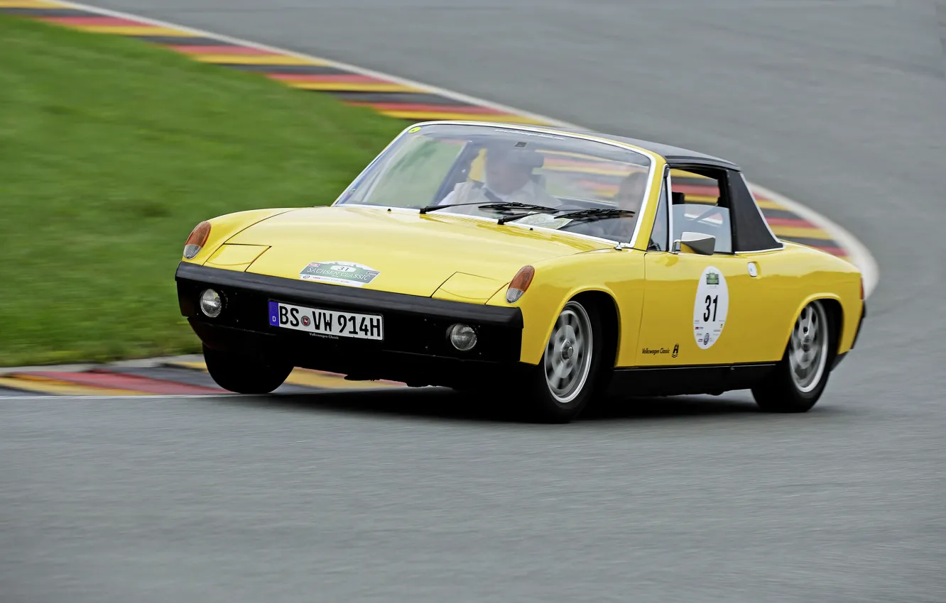 Фото обои жёлтый, Porsche, Volkswagen, трек, 1974, тарга, 914, VW-Porsche