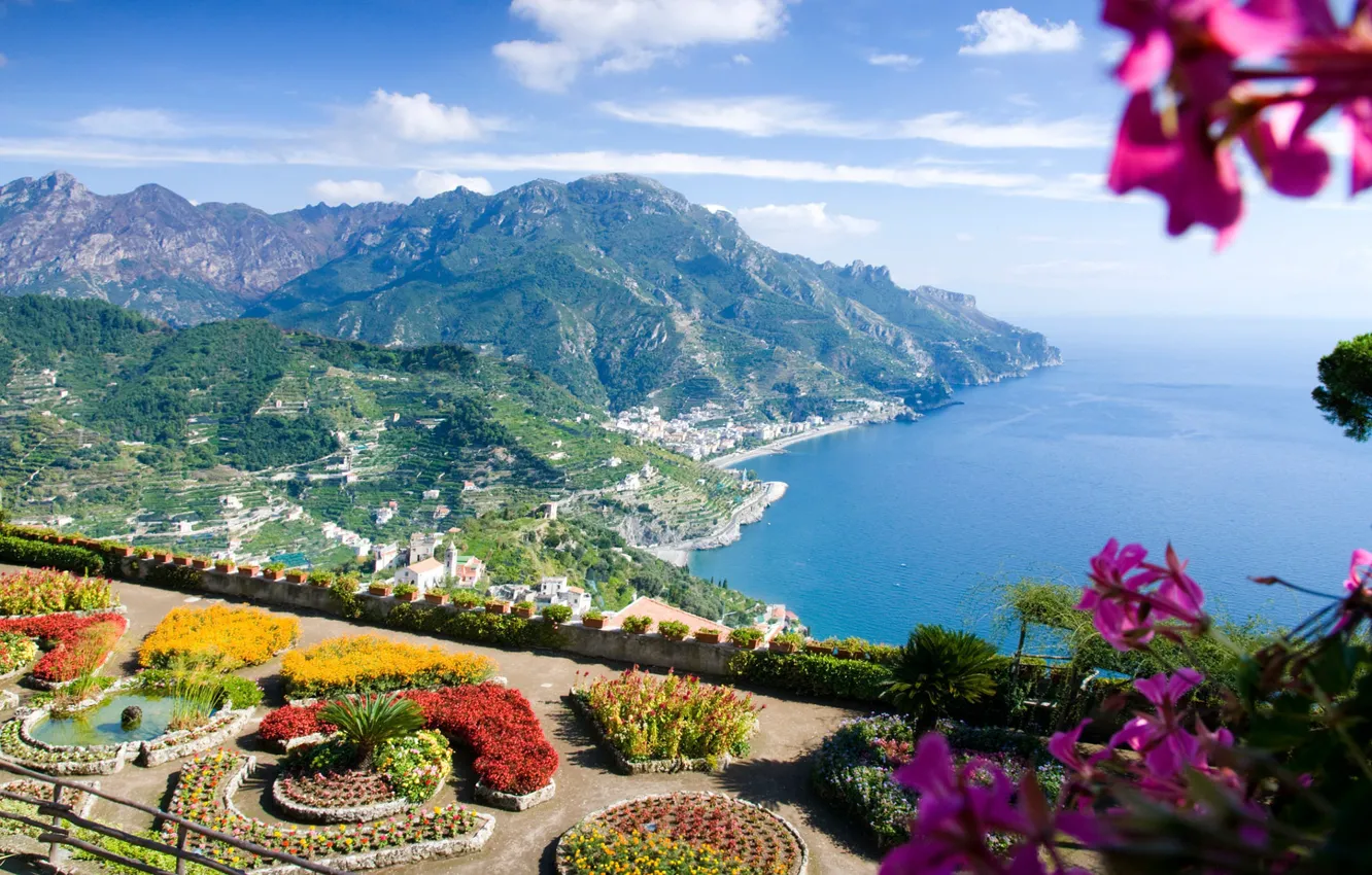 Фото обои море, цветы, горы, вилла, Италия, Равелло, Амальфитанское побережье, Villa Rufolo