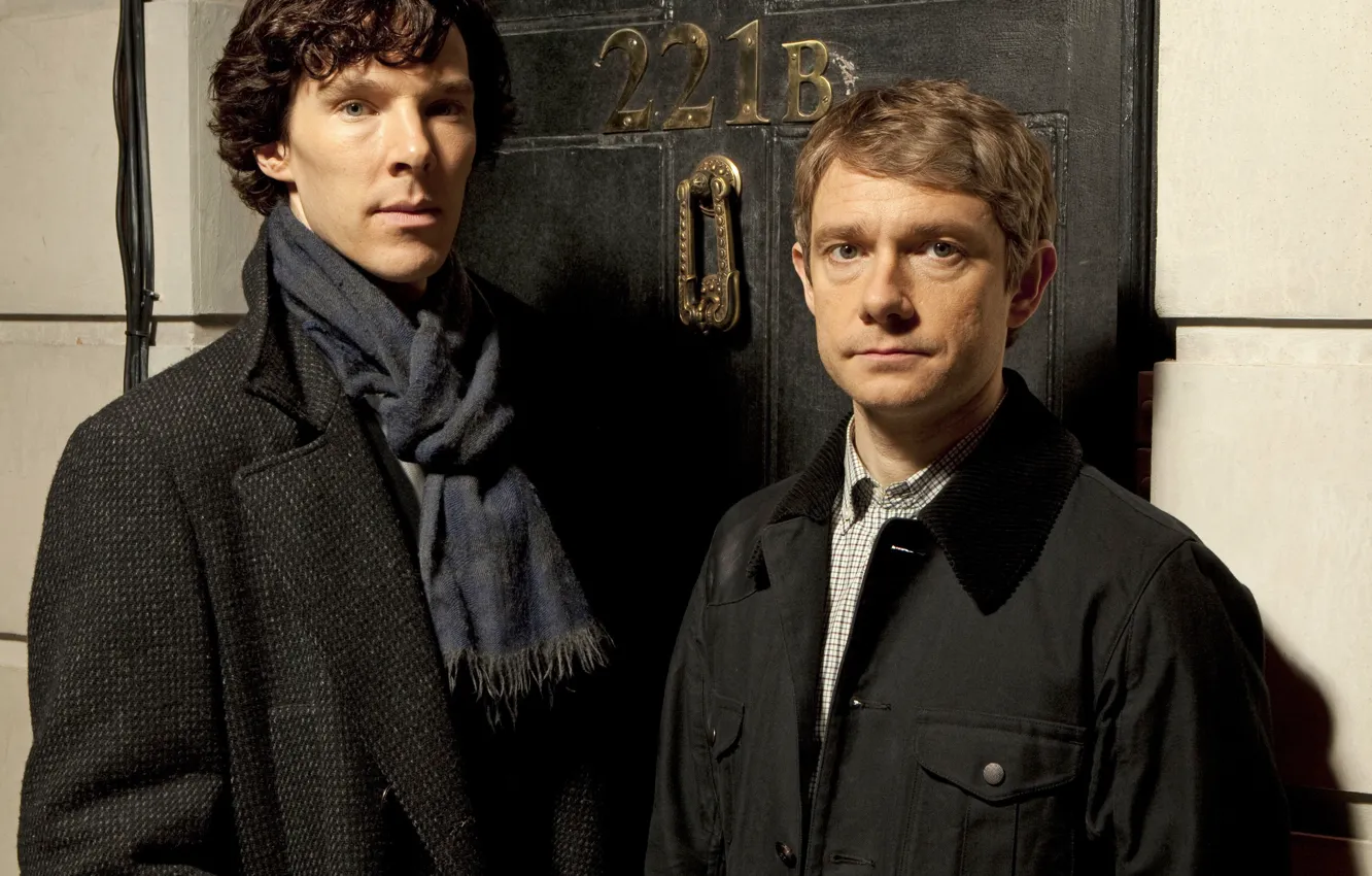 Фото обои дверь, Шерлок Холмс, Мартин Фриман, Бенедикт Камбербэтч, Benedict Cumberbatch, Sherlock, Шерлок, Sherlock BBC