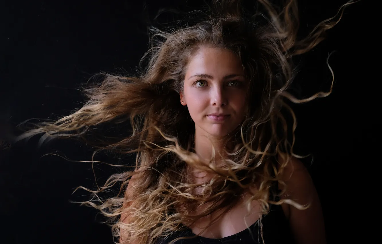 Фото обои взгляд, девушка, волосы