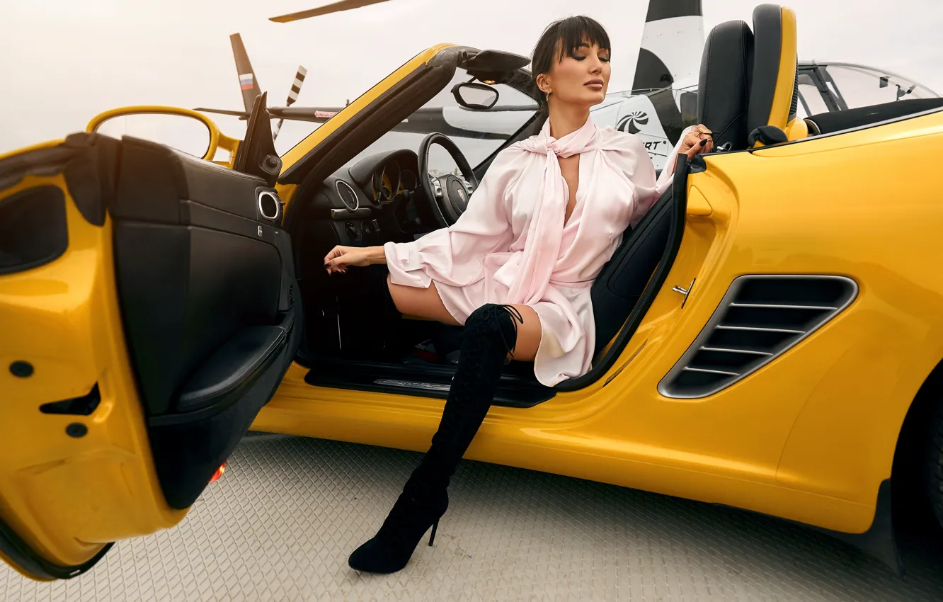 Фото обои поза, сапоги, Александр Скрипников, закрытые глаза, девушка, машина, авто, Porsche