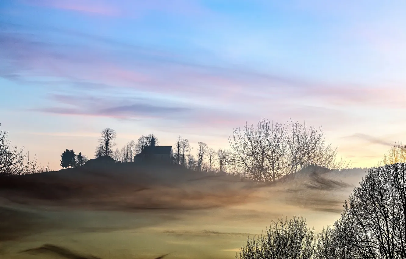 Фото обои поле, туман, утро, храм