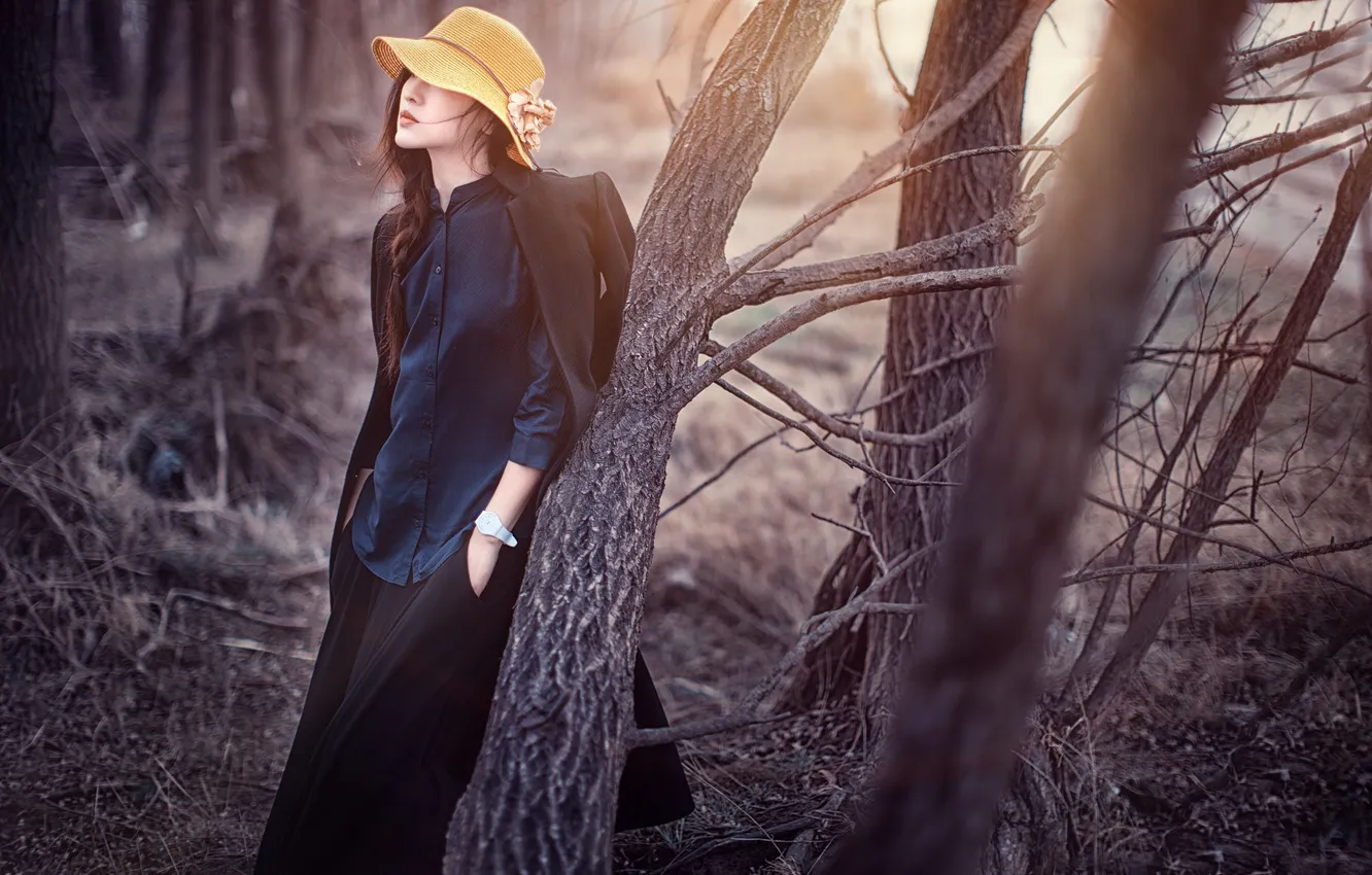 Фото обои лес, девушка, шляпка, Late winter