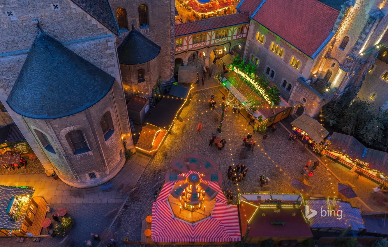 Фото обои огни, дома, Германия, площадь, Рождество, ярмарка, Брауншвейг