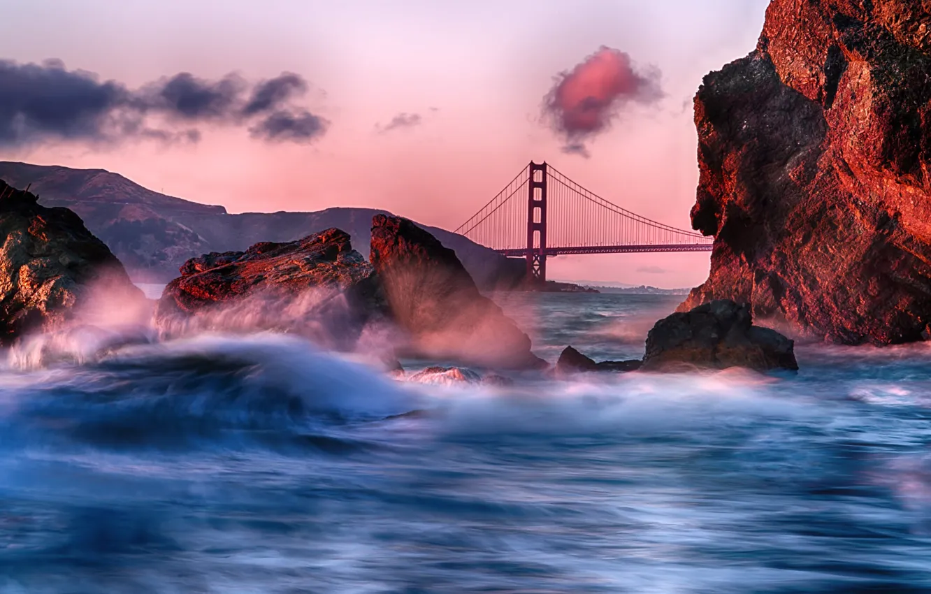Фото обои волны, закат, мост, пролив, камни, океан, скалы, Золотые Ворота