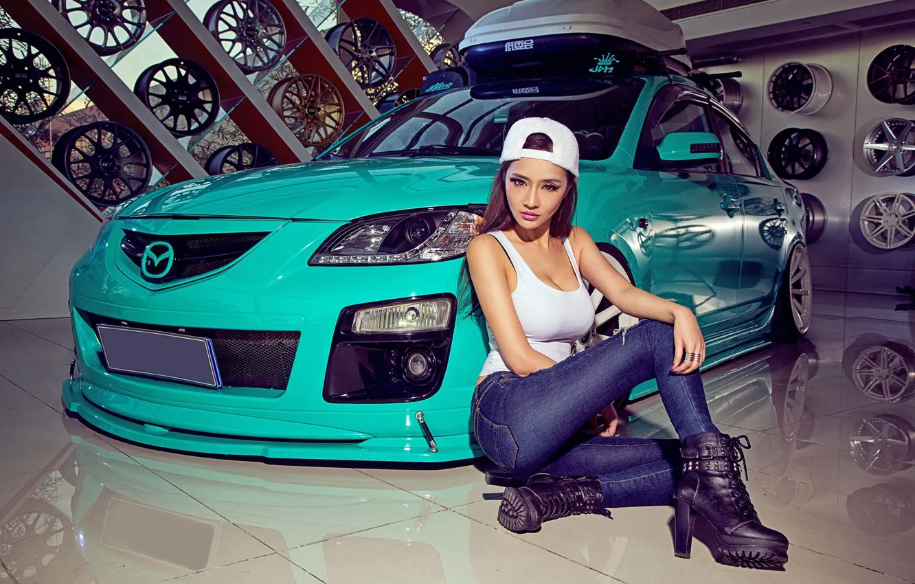 Фото обои авто, взгляд, Девушки, Mazda, красивая девушка, позирует над машиной, азиака