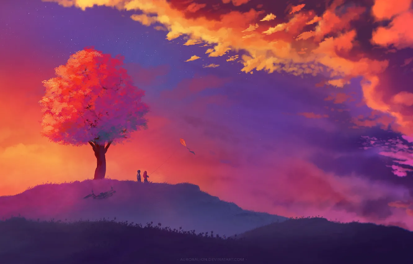 Фото обои облака, дети, холм, двое, одинокое дерево, закатное небо, бумажный змей