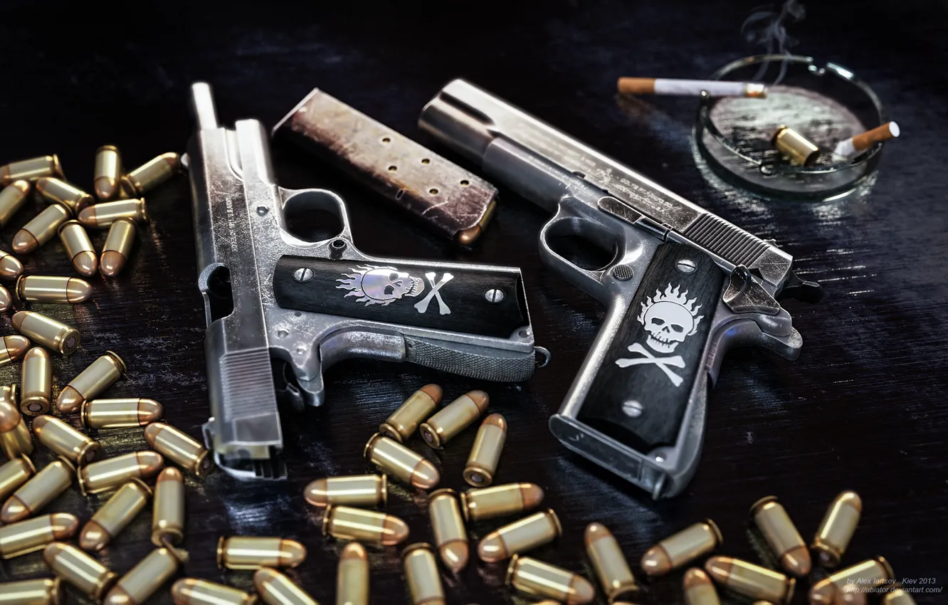 Фото обои пистолеты, сигарета, патроны, гильза, пепельница, обойма, 1911, Colt