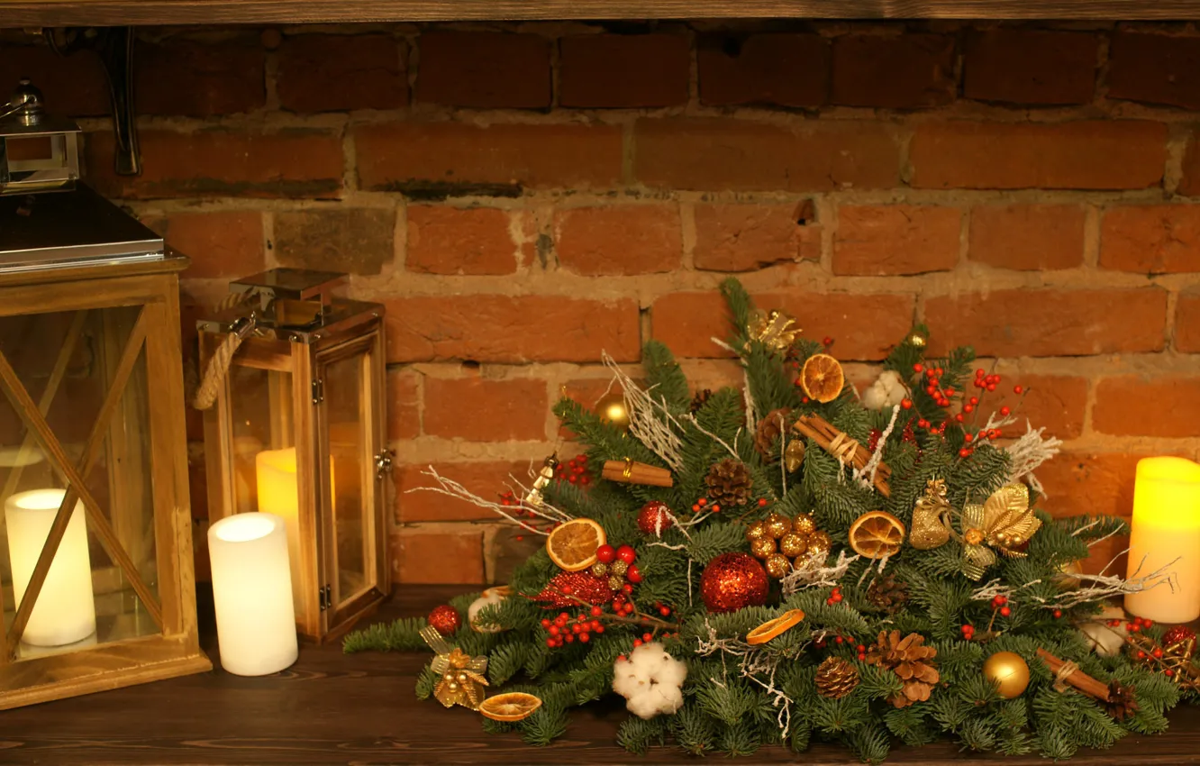 Фото обои праздник, игрушки, новый год, ель, фонарик, декор