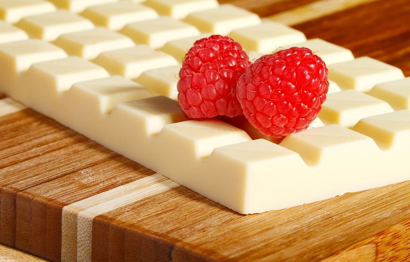 Фото обои белый, ягоды, малина, плитка, шоколад