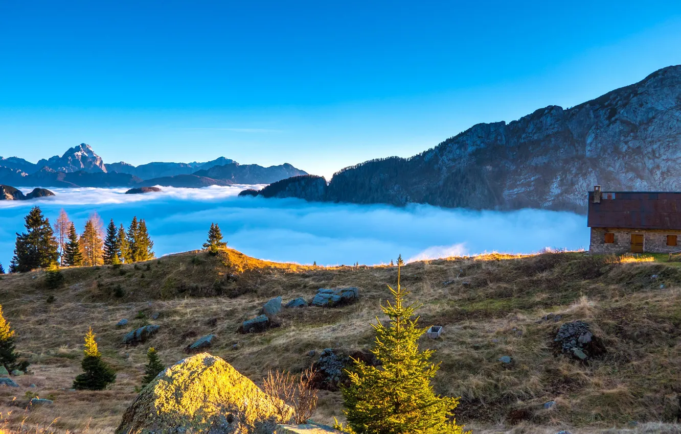 Фото обои облака, пейзаж, горы, природа, дом, камни, Альпы, Италия