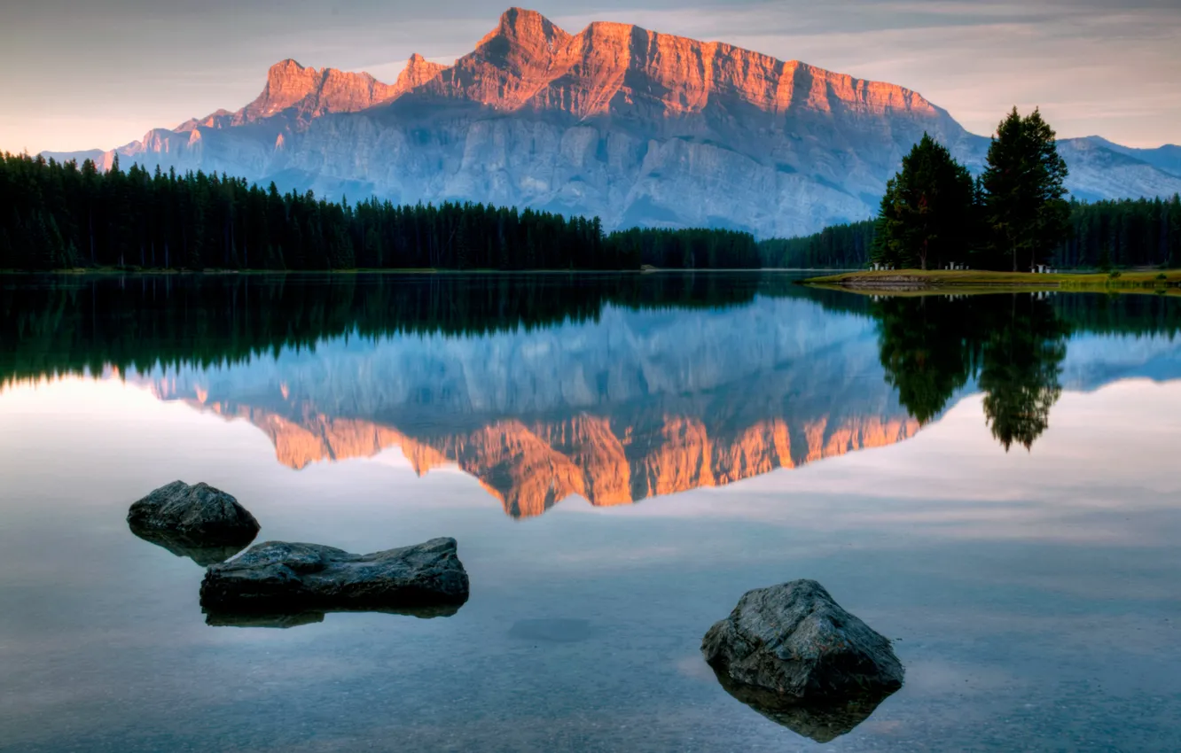 Фото обои вода, скала, отражение, гора
