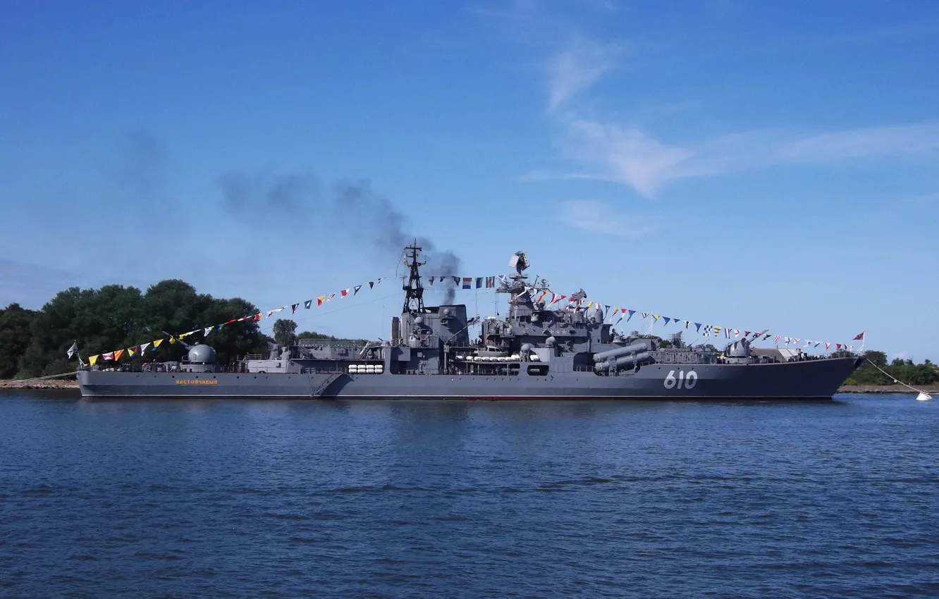 Фото обои праздник, флаги, ВМФ, Эсминец, Балтийский Флот, расцвечивания, проект 956, &quot;Настойчивый&quot;