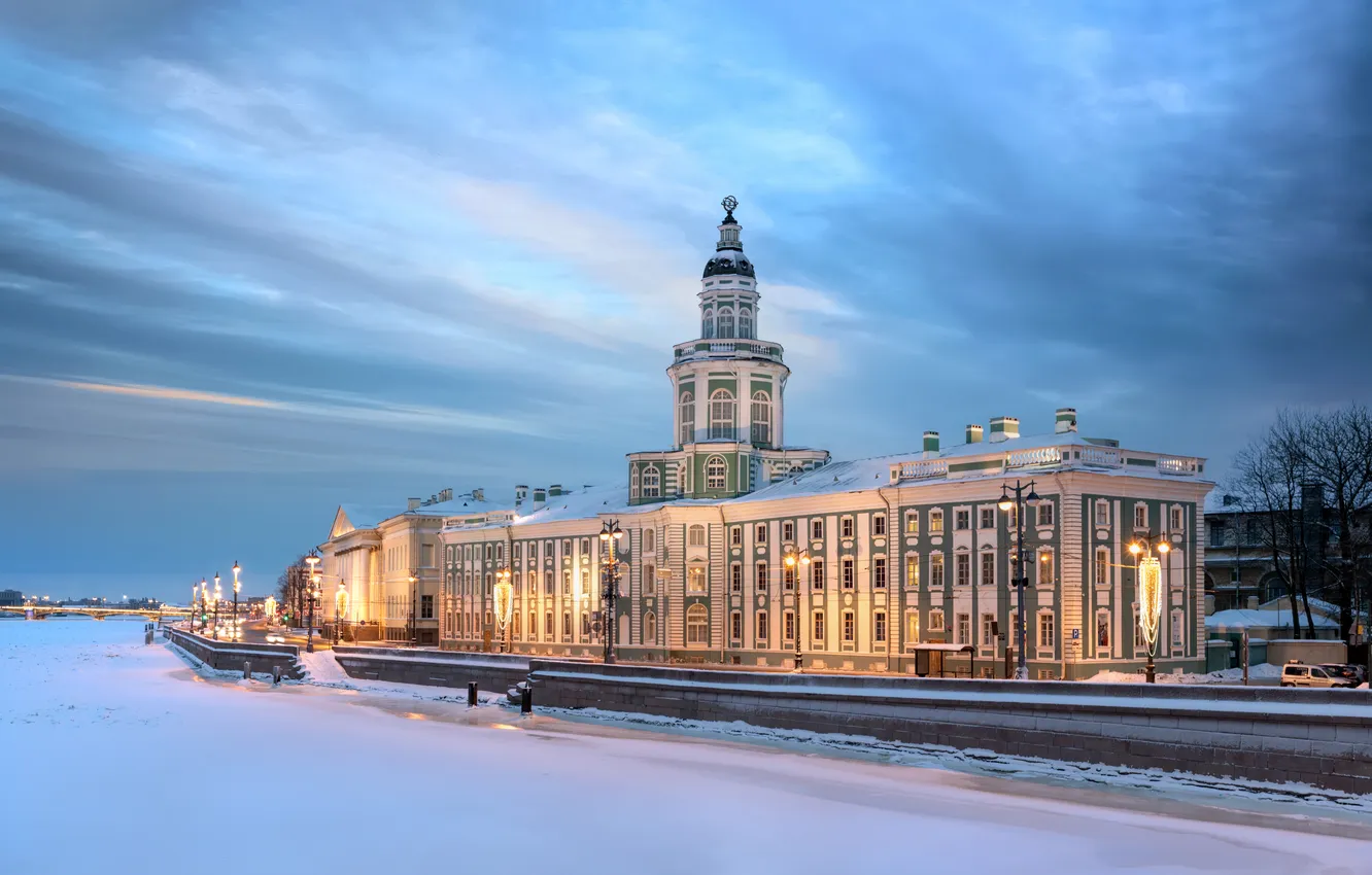 Фото обои зима, снег, здание, Санкт-Петербург, Россия, Река Нева, Кунсткамера, замёрзшая река