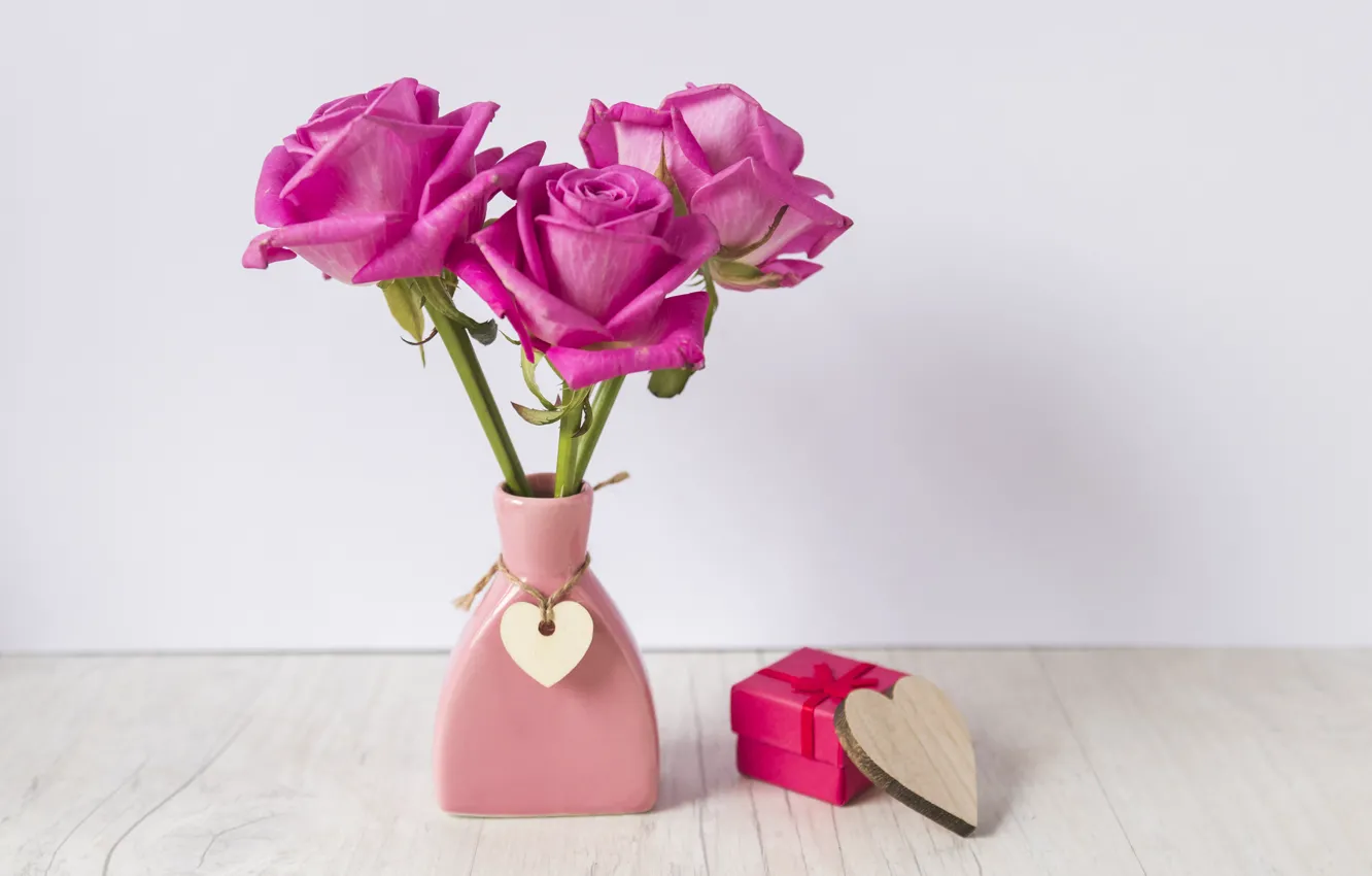 Фото обои подарок, сердце, розы, букет, ваза