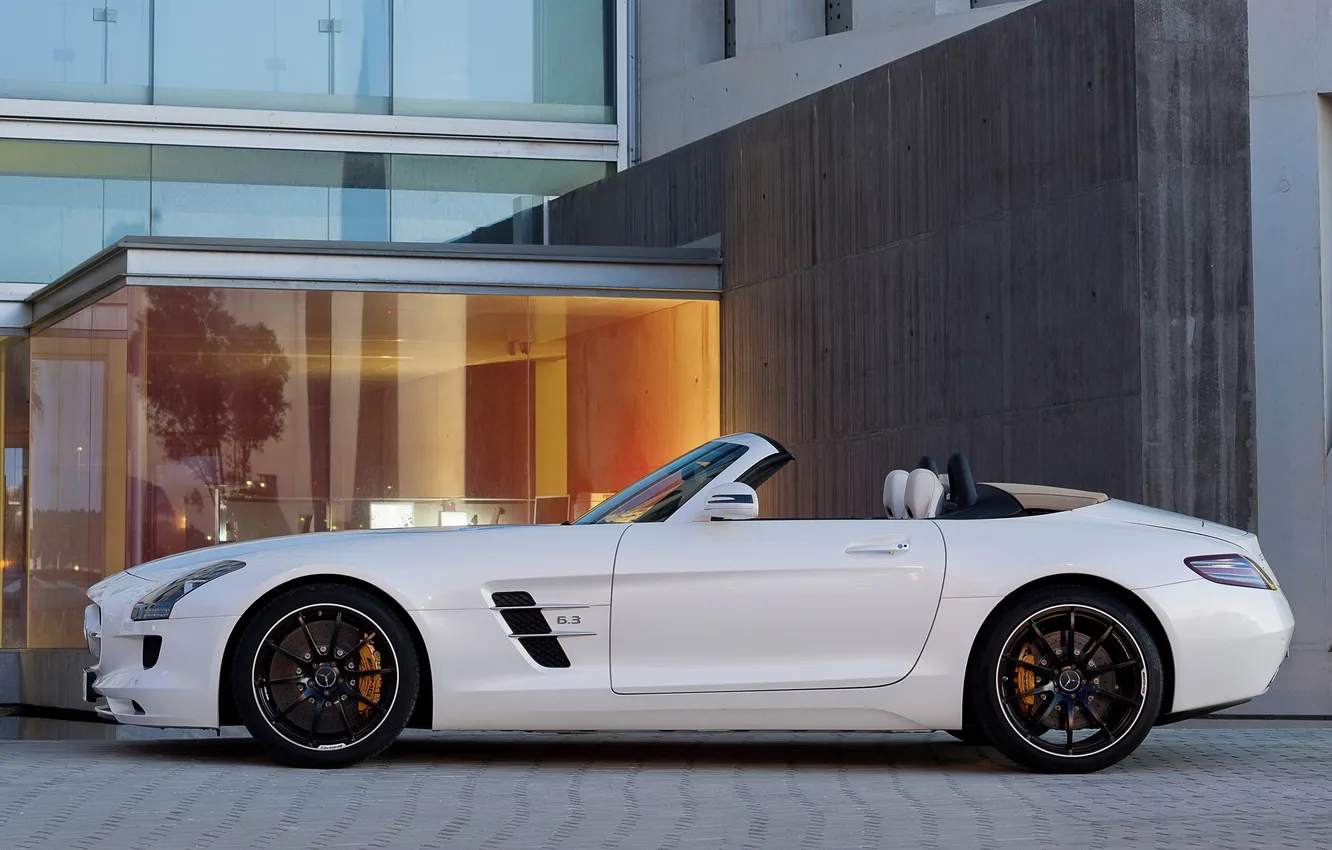Фото обои белый, родстер, мерседес, amg, mercedes sls