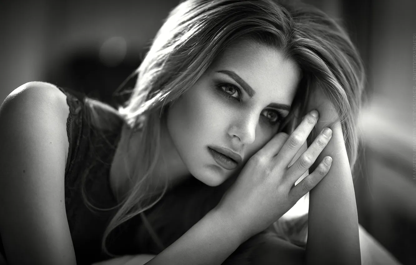 Фото обои black & white, girl, photo, photographer, monochrome, model, lips, blonde