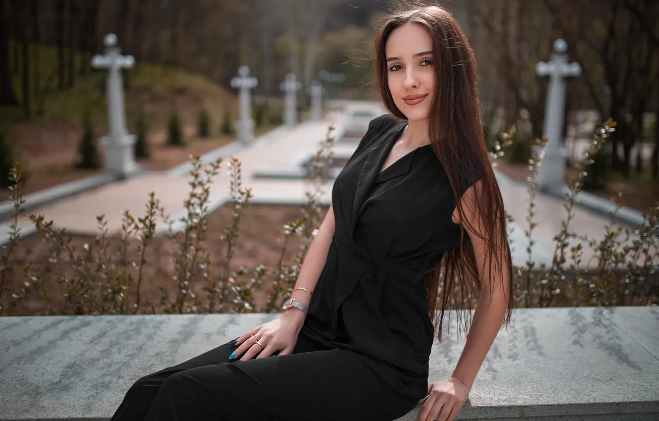 Фото обои девушка, милая, модель, Часы, Улыбка, Обои, Костюм, шатенка
