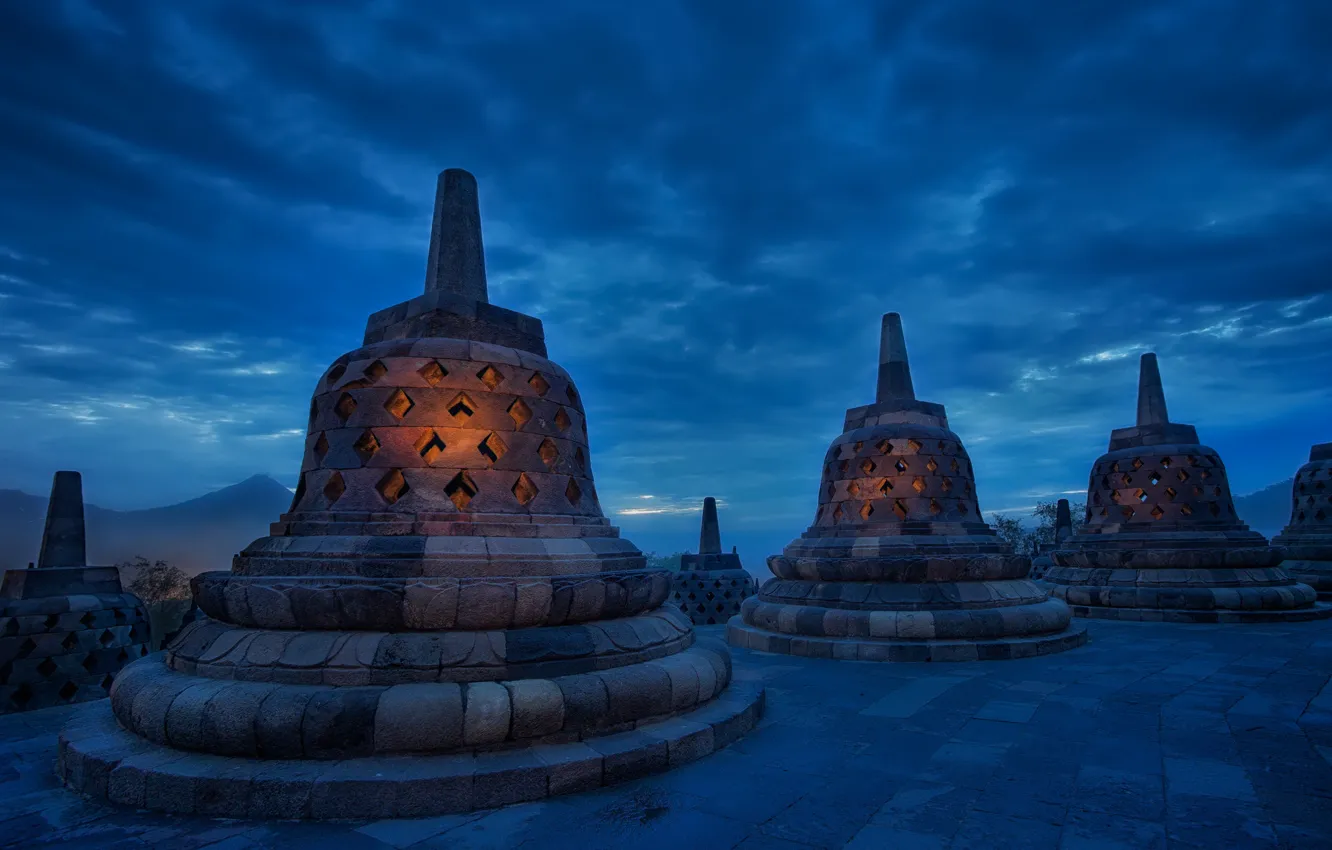 Фото обои небо, тучи, вечер, Индонезия, храм, архитектура, сумерки, синее