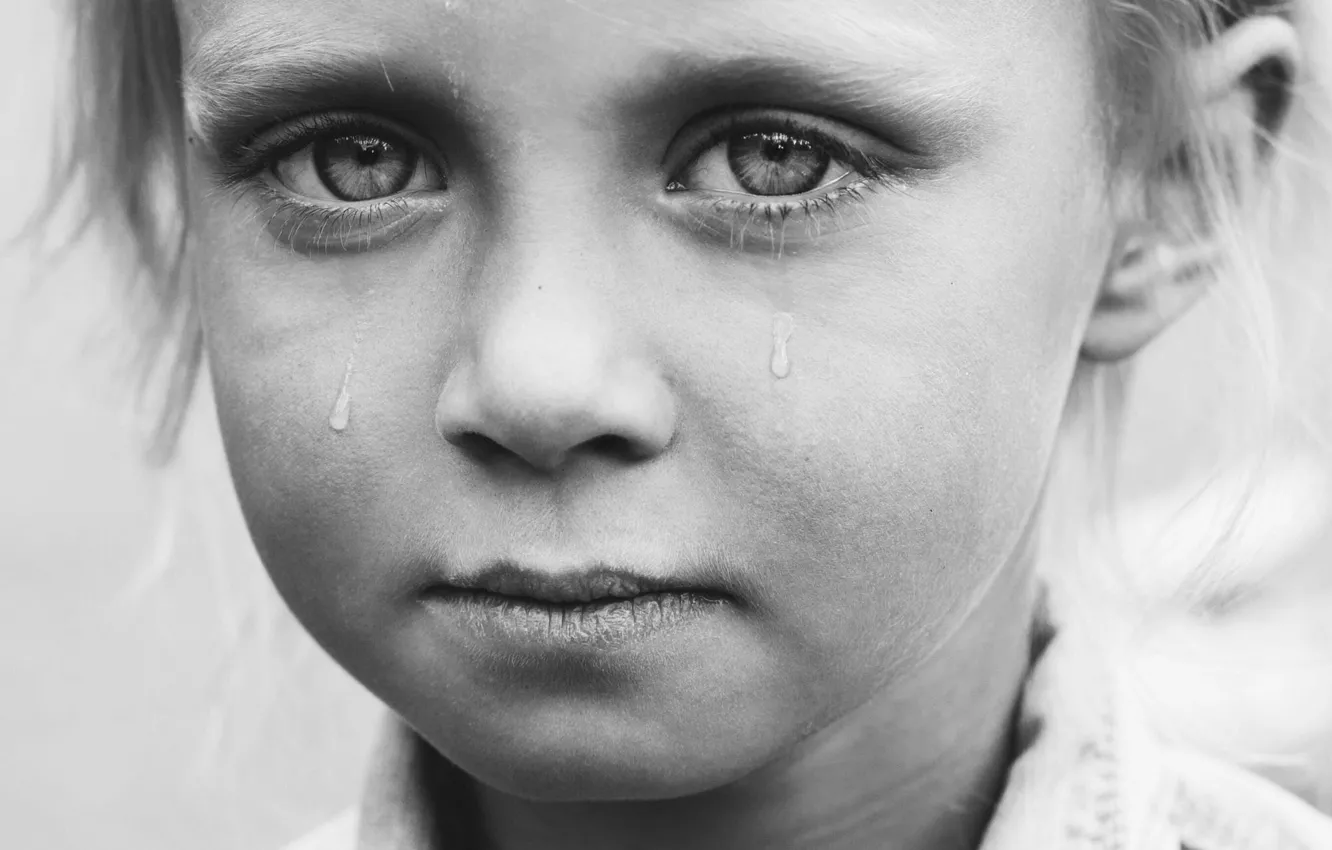 Фото обои девочка, монохром, слёзы, Marteline Nystad