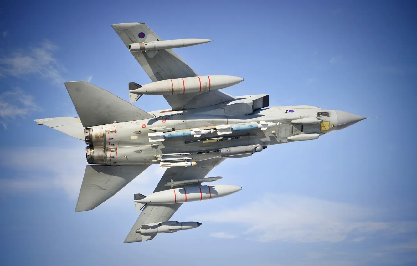 Фото обои Истребитель-бомбардировщик, RAF, Tornado, Panavia Tornado, ПТБ, Panavia Tornado GR4