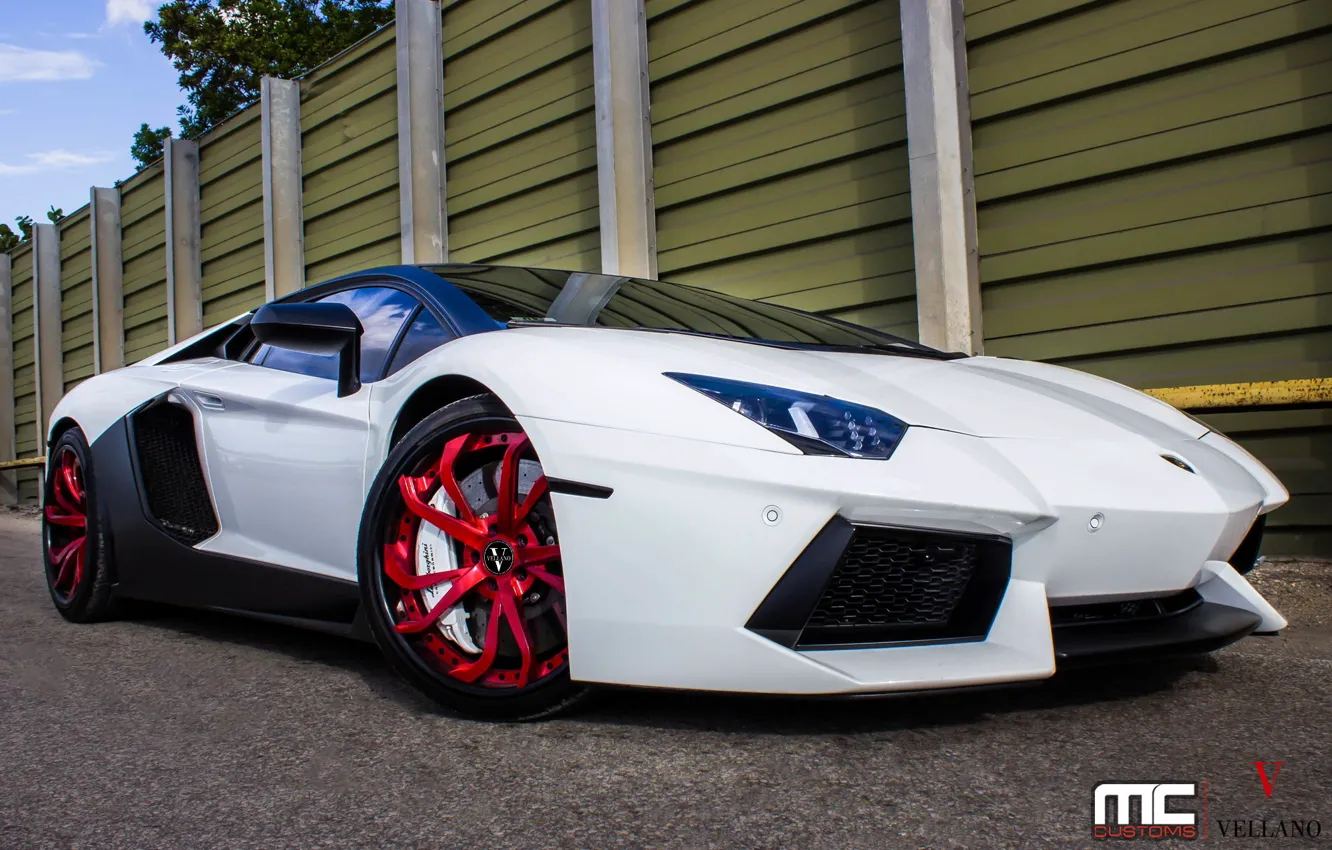 Фото обои Lamborghini, red, white, wheels, aventador, vellano