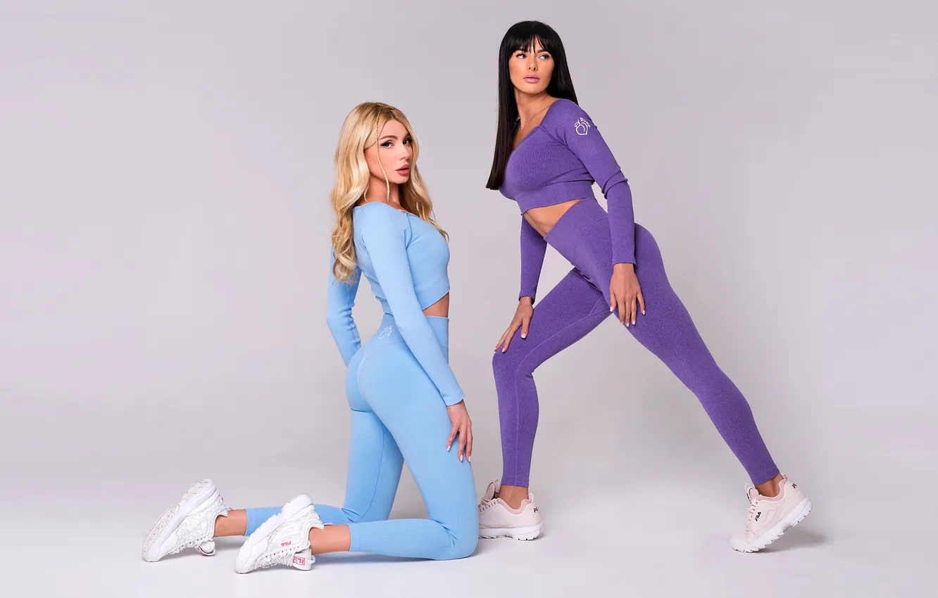 Фото обои gym, leggings, buttock, woman fitness, activewear, woman exercises, woman streching, woman workout