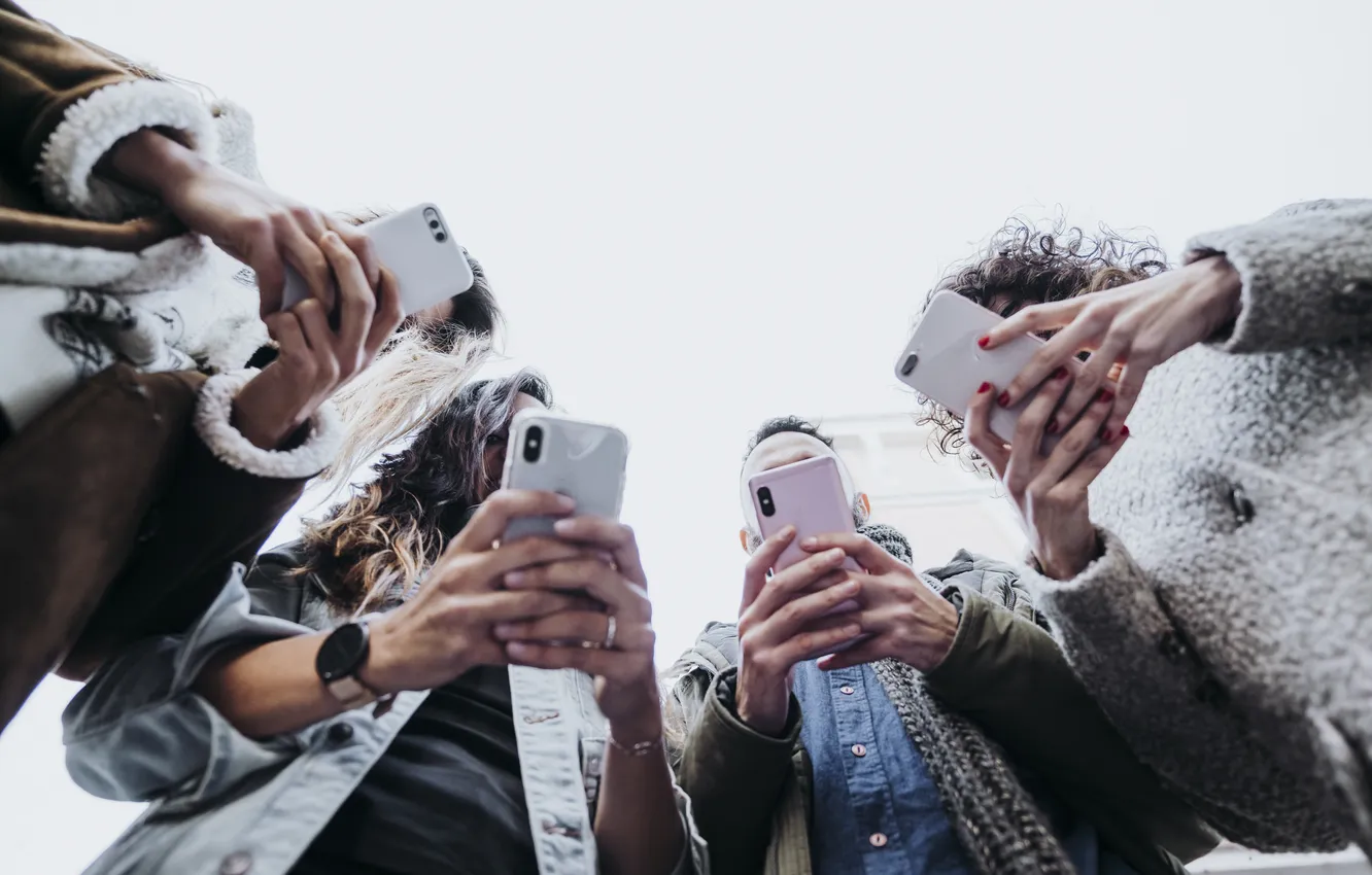 Фото обои phones, social networks, obsession