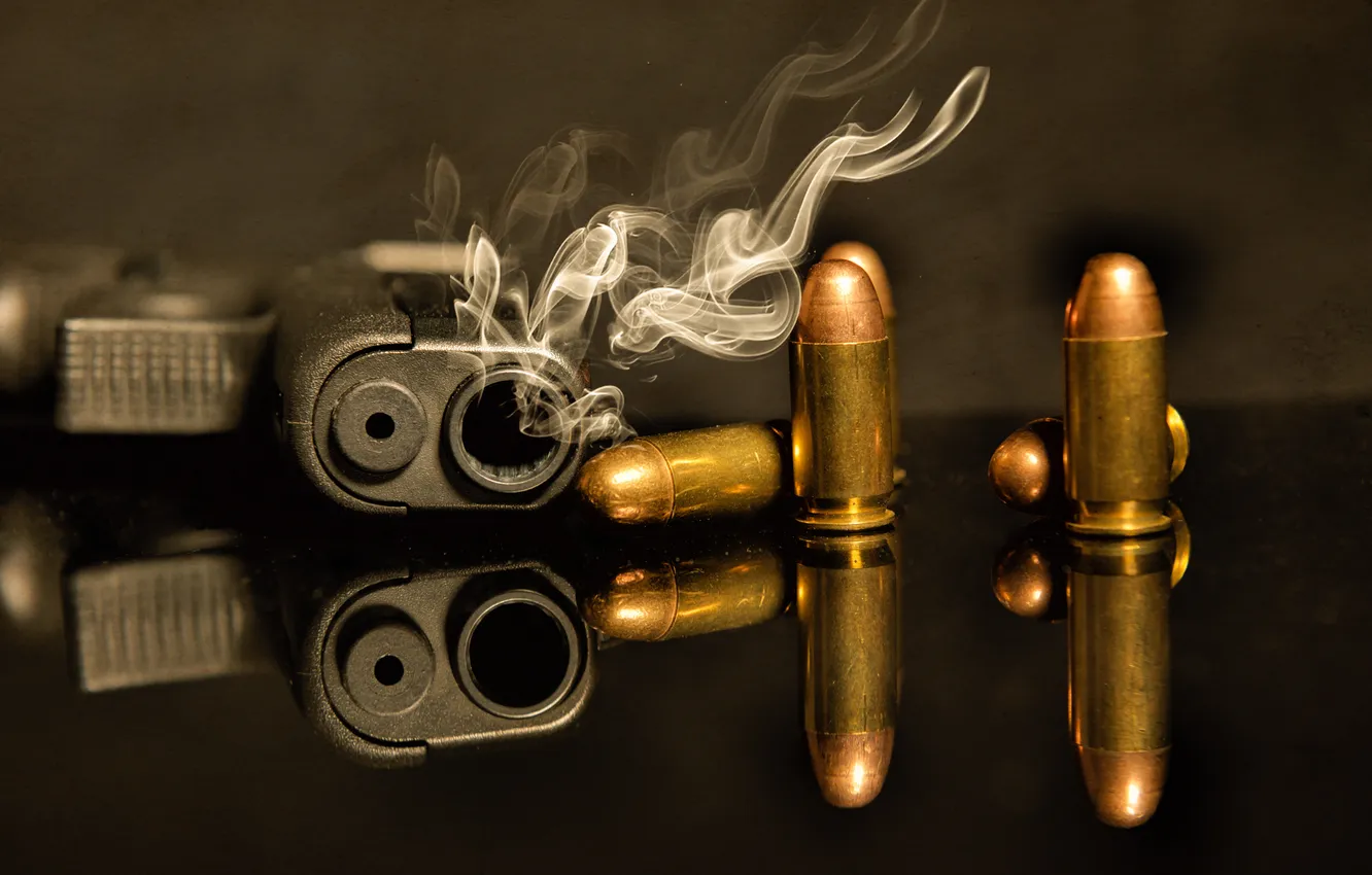 Фото обои gun, gold, hand, group, full, handgun, magazine, firearm