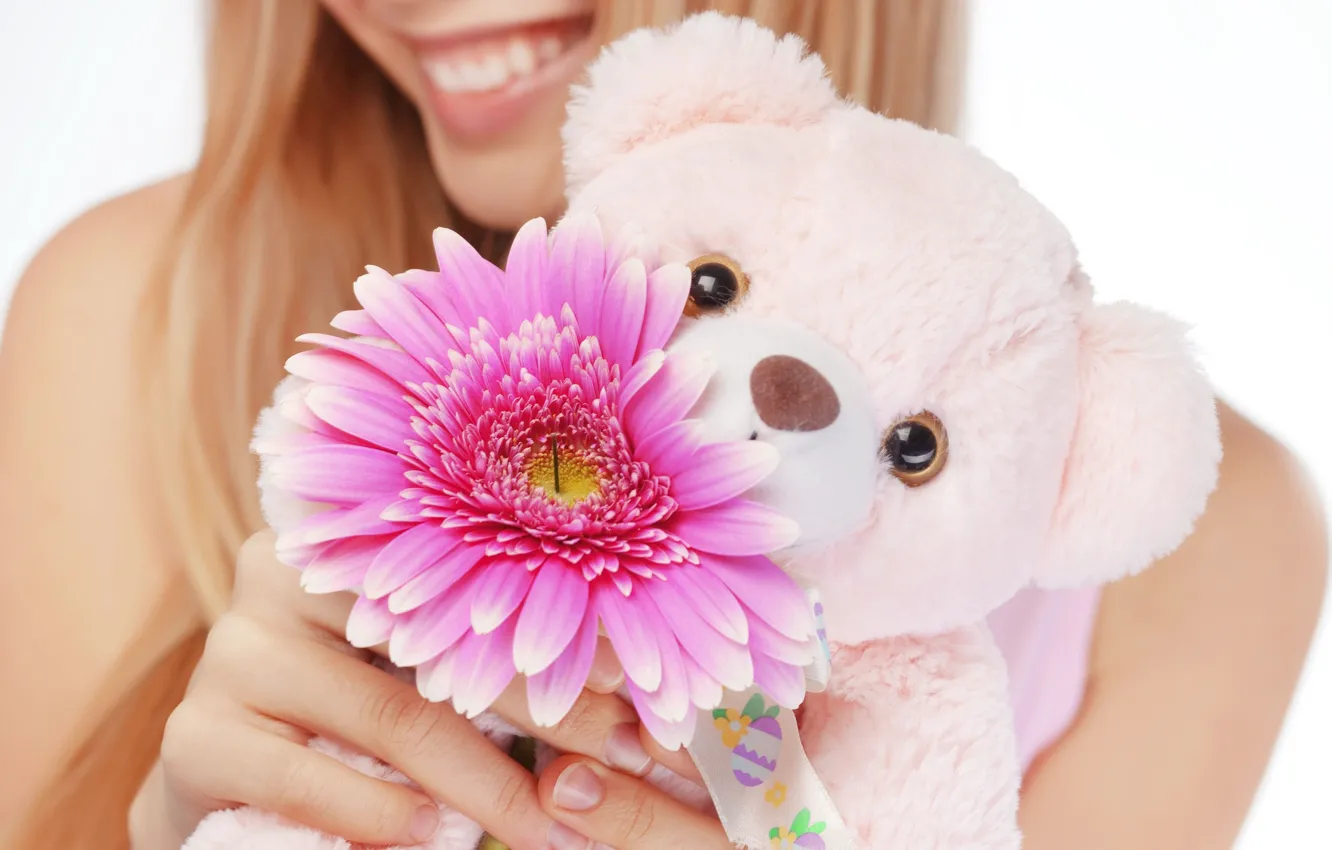 Фото обои цветок, девушка, игрушка, медвежонок