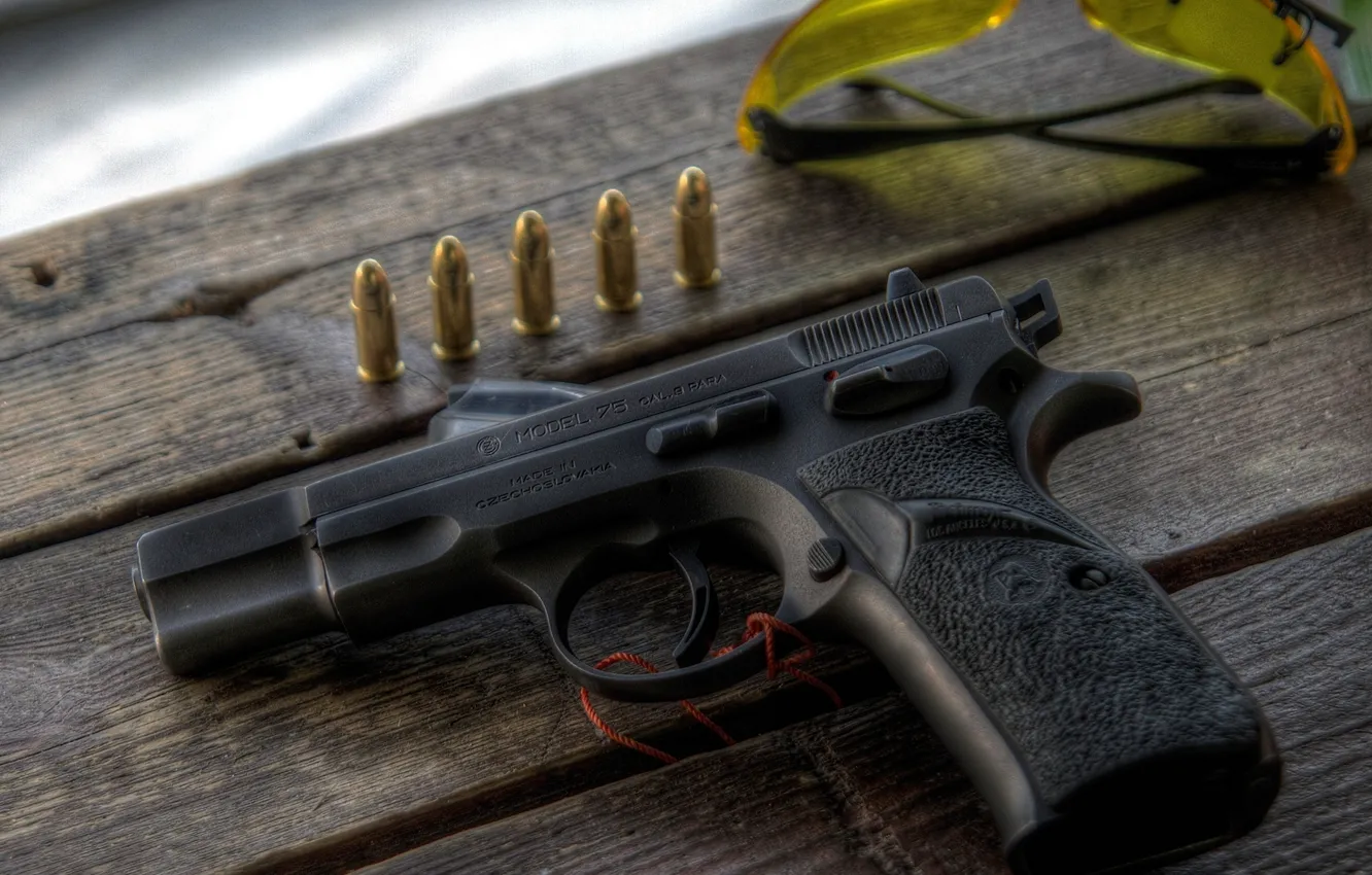 Фото обои gun, ammunition, firearm