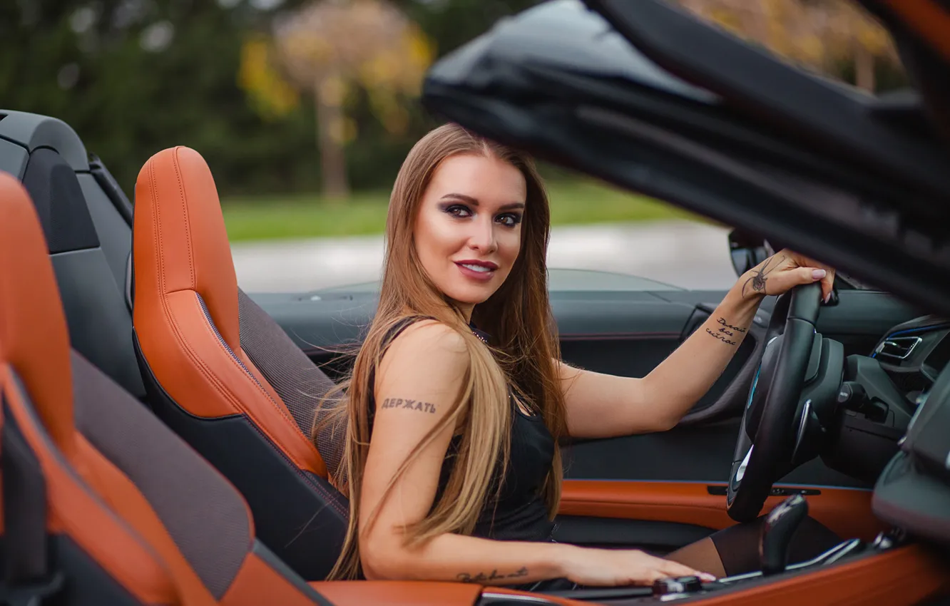 Фото обои машина, авто, взгляд, девушка, руки, тату, Bmw i8, Salih Gökduman